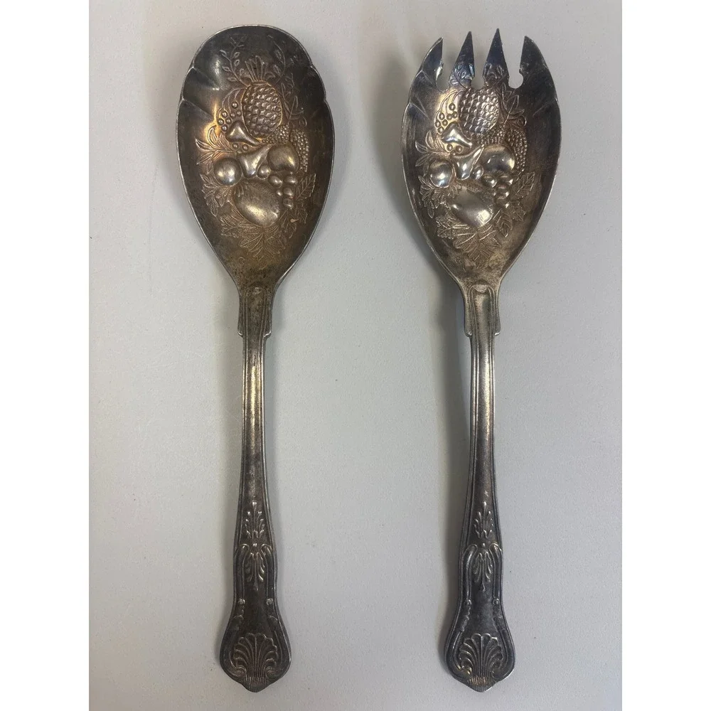 Vintage Leonard Silverplate Italy Salad Serving Set Embossed Fruit Shell Handle